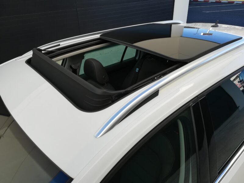VOLKSWAGEN Golf Variant R-Line Sport 2.0 TDI 150cv DSG