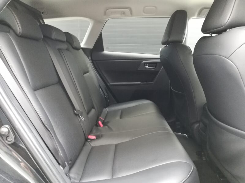 TOYOTA AURIS 1.8 140H Advance Touring Sports