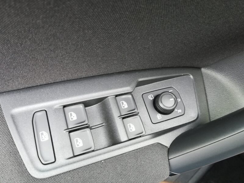 VOLKSWAGEN TIGUAN R-LINE DSG 1.5 TSI 150 CV