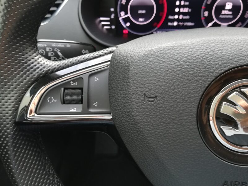 SKODA Octavia Combi Ambition 1.6 TDI 115 cv