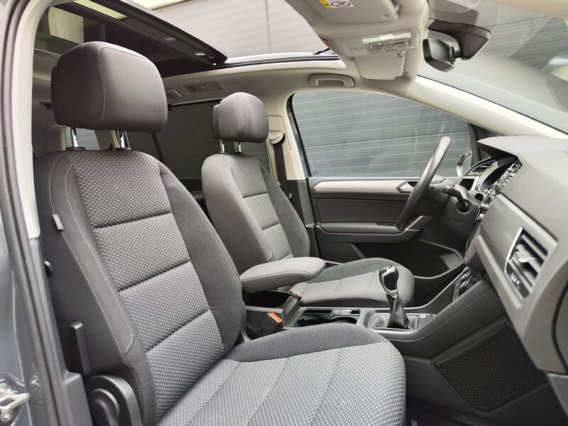 VOLKSWAGEN Touran Advance 2.0 TDI 115 CV