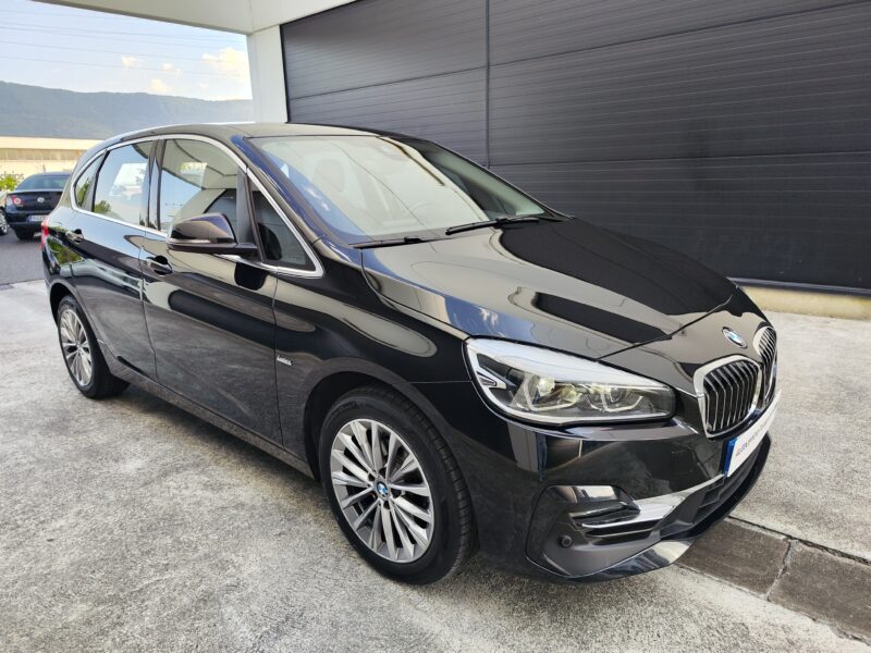 BMW serie 2 Active Tourer Luxury Line 218i Auto 140 CV