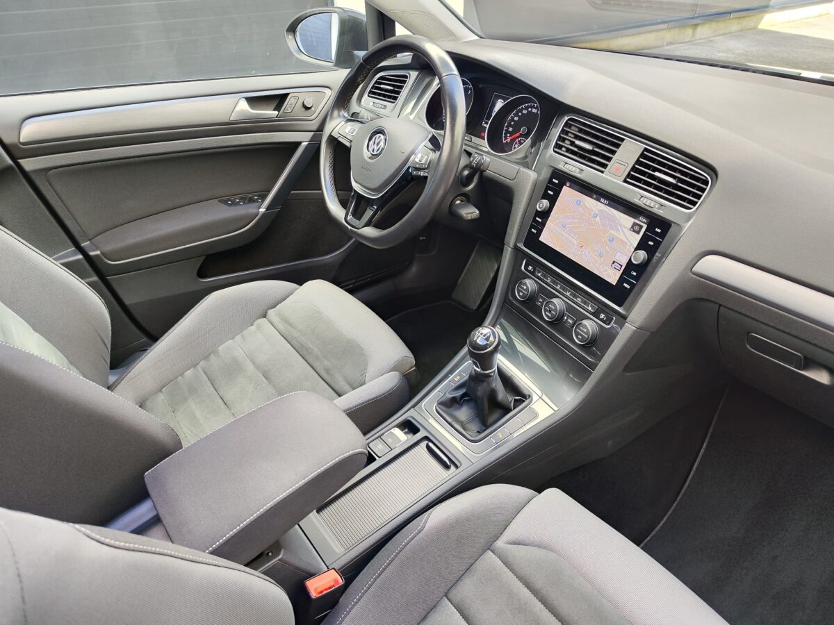 VOLKSWAGEN Golf Variant Advance 1.6 TDI 115 CV