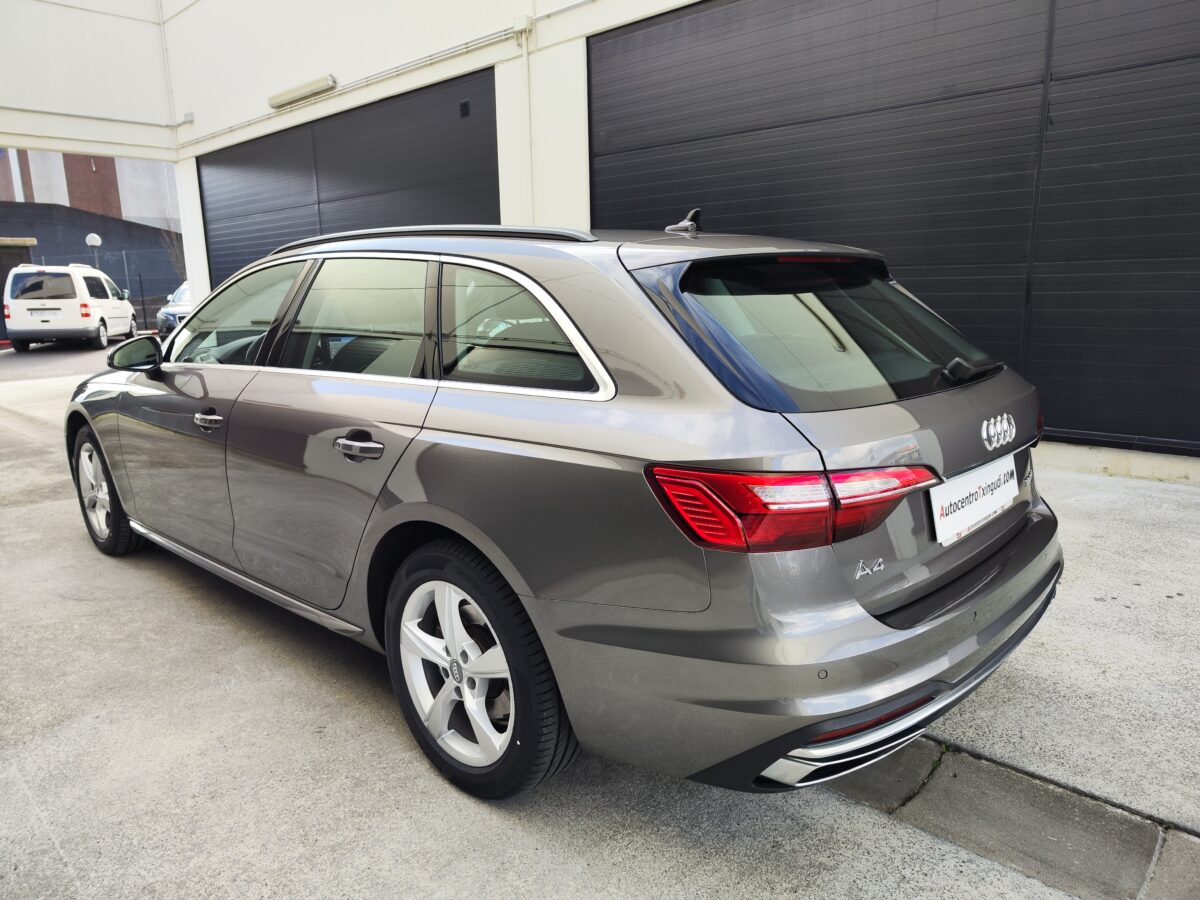 AUDI A4 AVANT Advanced 30 TDI Stronic 136 CV