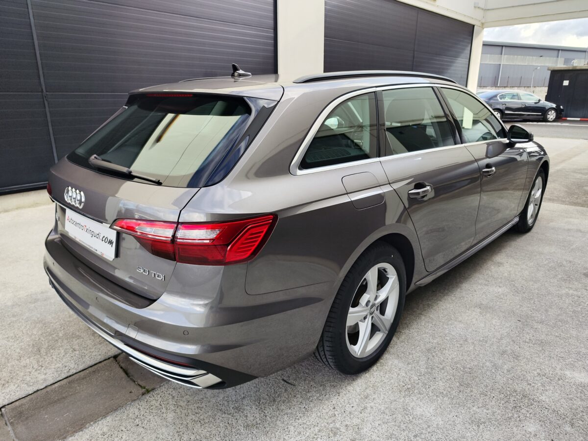 AUDI A4 AVANT Advanced 30 TDI Stronic 136 CV