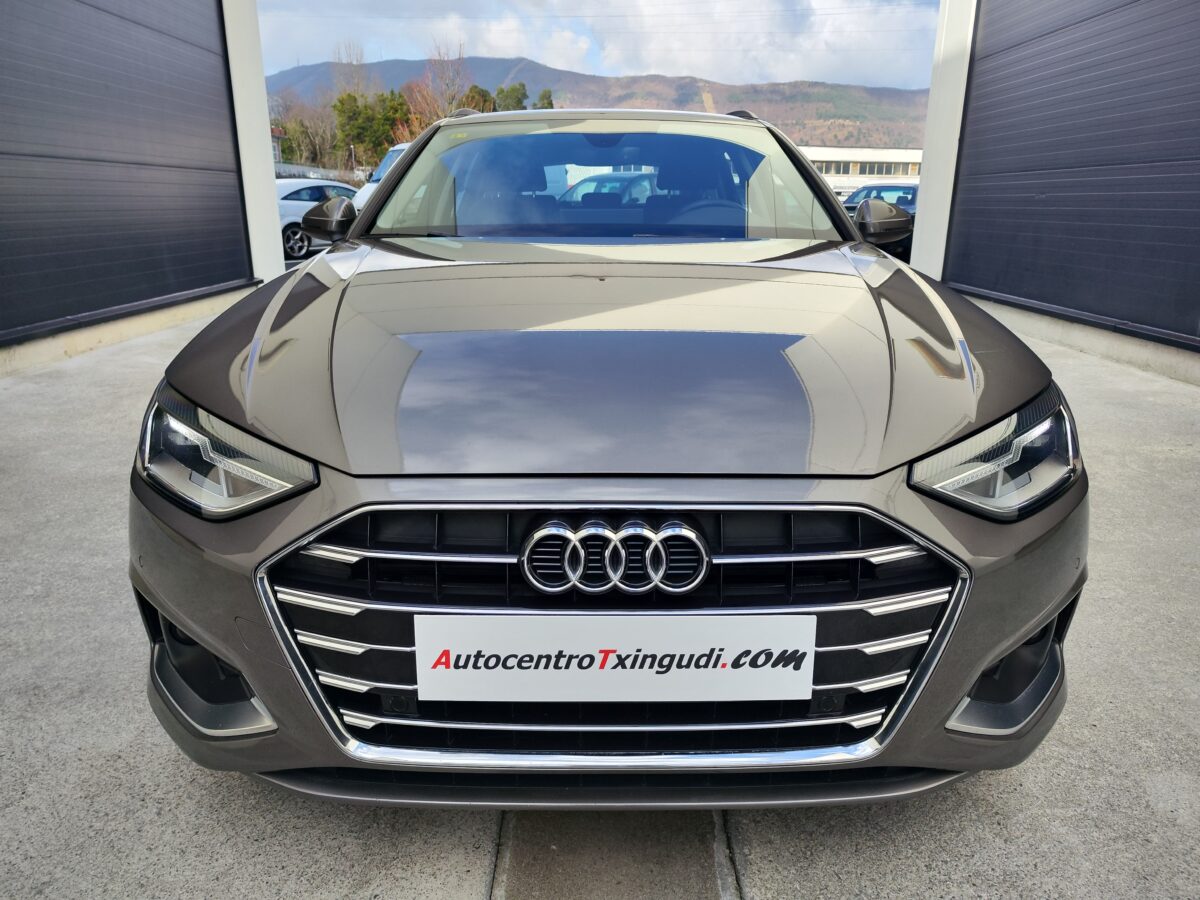 AUDI A4 AVANT Advanced 30 TDI Stronic 136 CV