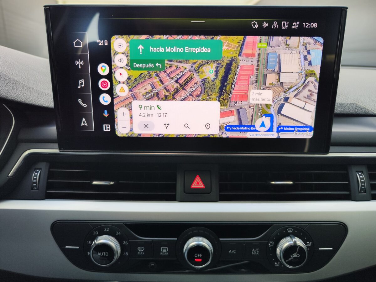AUDI A4 AVANT Advanced 30 TDI Stronic 136 CV
