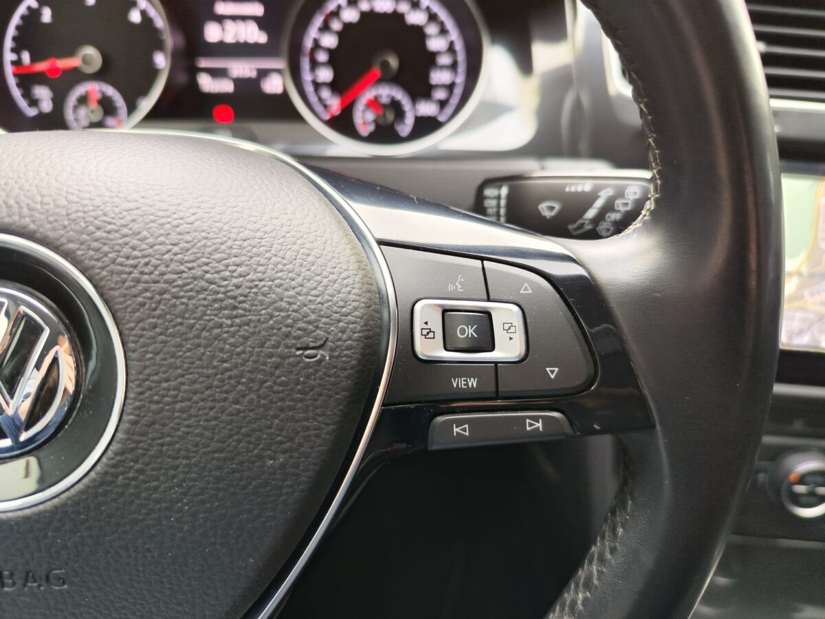 VOLKSWAGEN Golf Variant Last Edition 1.6 TDI 115 CV