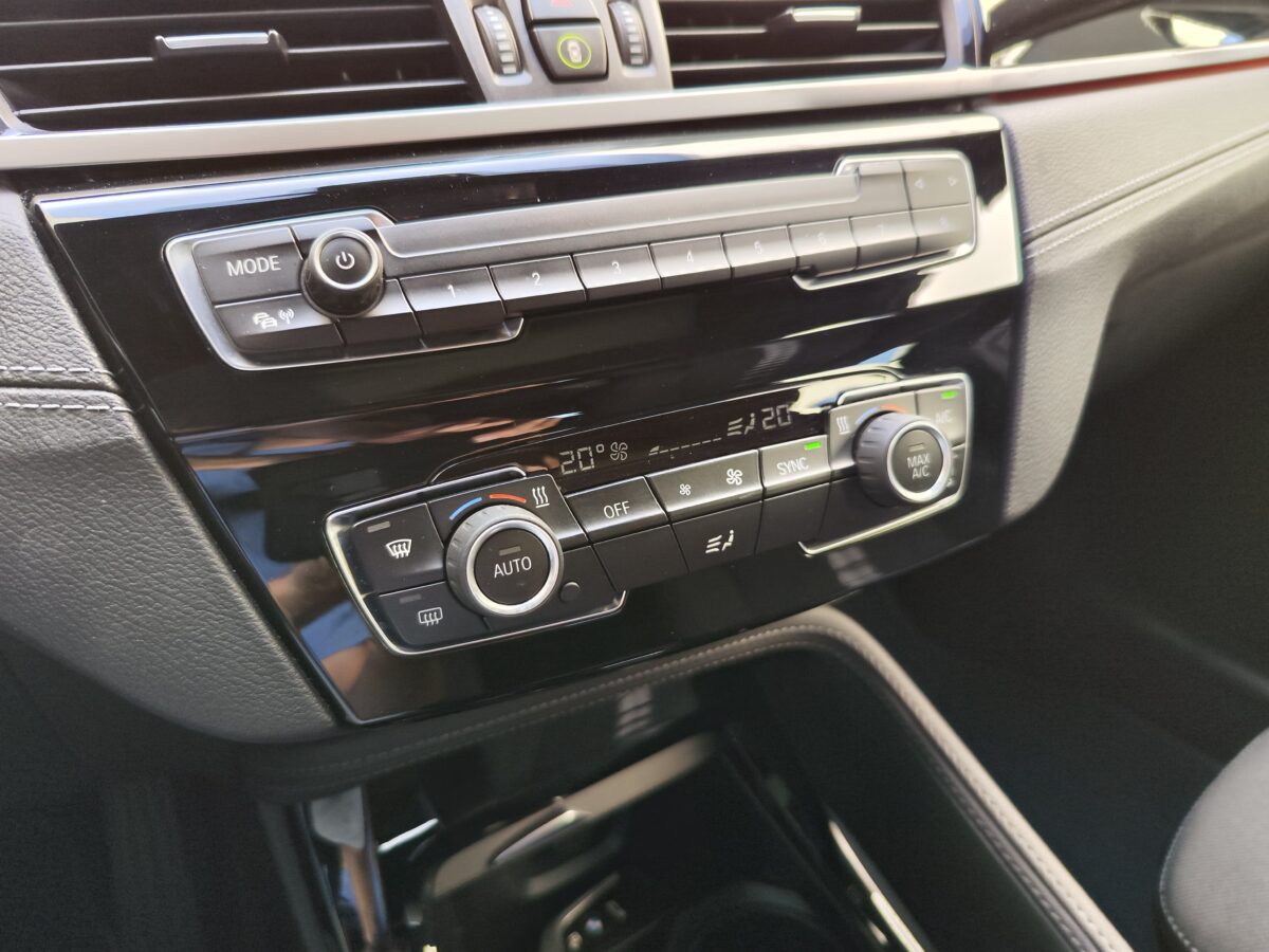 BMW X2 SDRIVE 18i 1.5 AT7 140CV