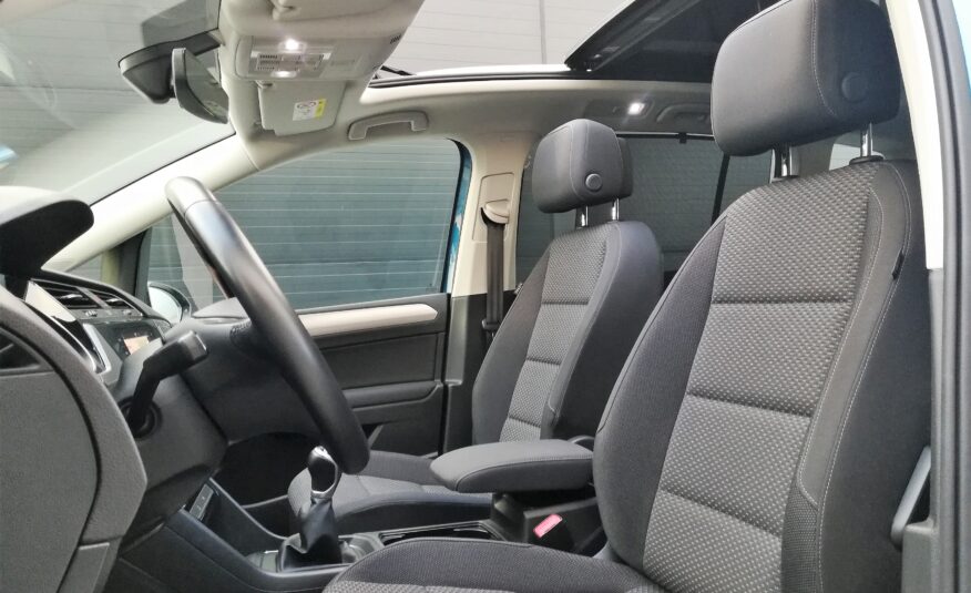 VOLKSWAGEN Touran Advance 2.0 TDI 150 CV