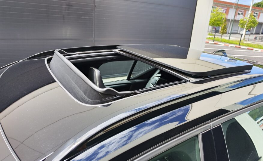 Volvo XC 40 R DESIGN T3 AT8 165CV
