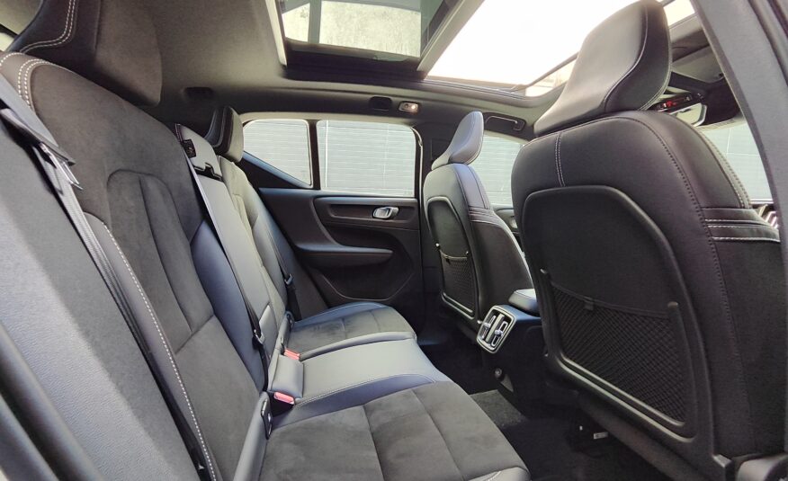Volvo XC 40 R DESIGN T3 AT8 165CV