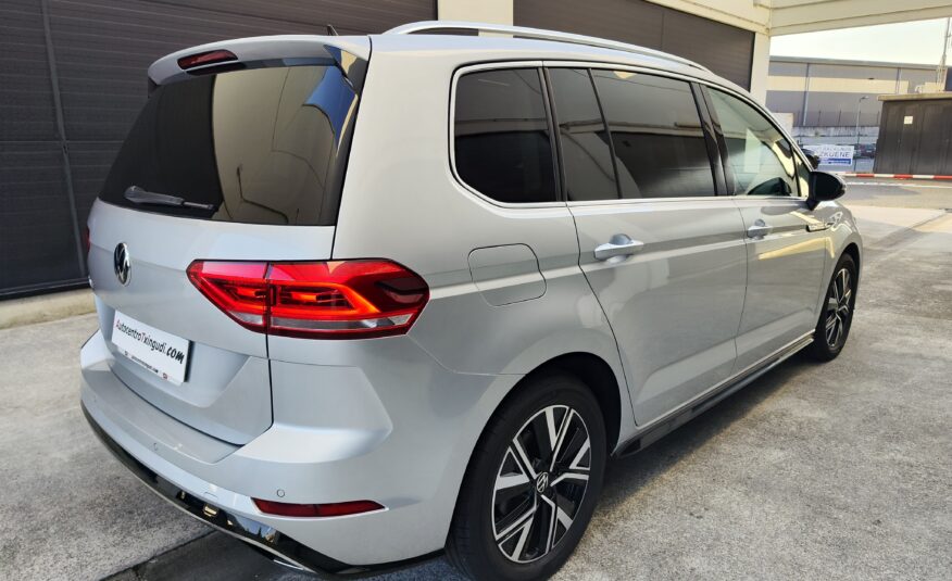 VOLKSWAGEN Touran Sport R-Line 2.0 TDI 150 CV DSG