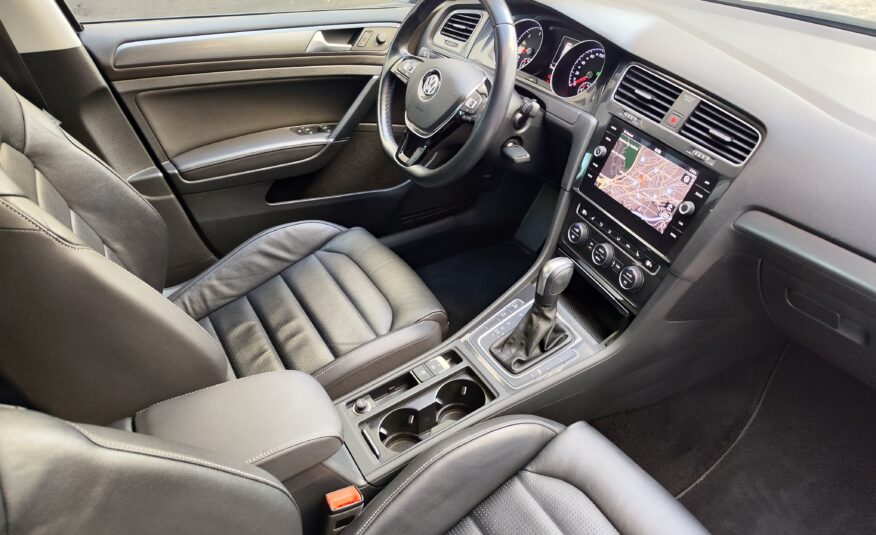 VOLKSWAGEN Golf Variant Advance 2.0 TDI 150 CV DSG
