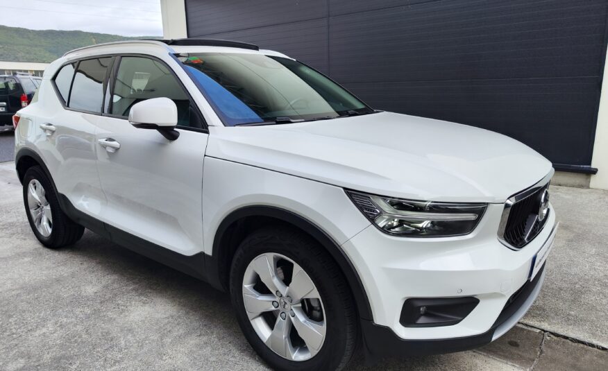 Volvo XC 40 T4 MOMENTUM 2.0 190 CV
