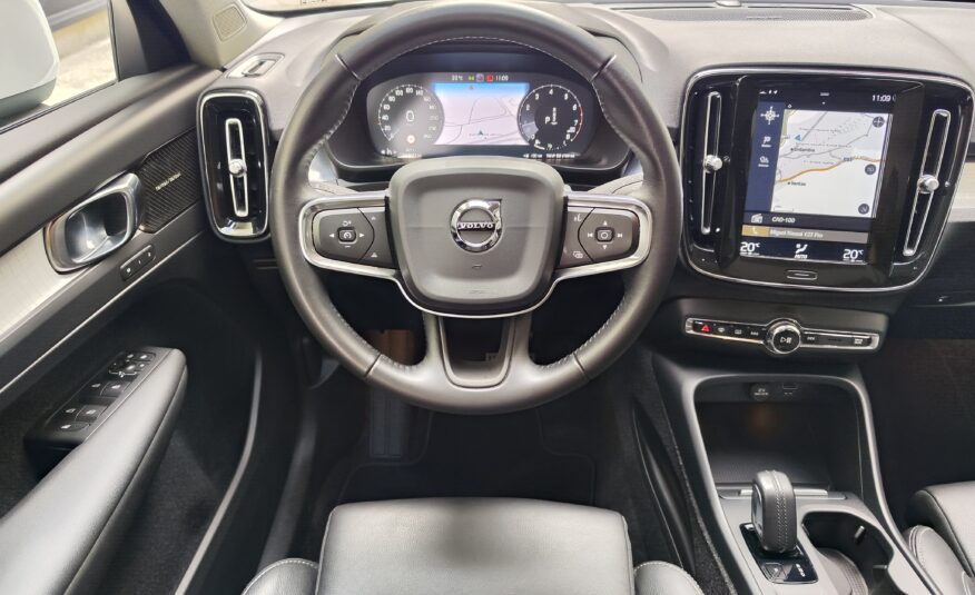 Volvo XC 40 T4 MOMENTUM 2.0 190 CV