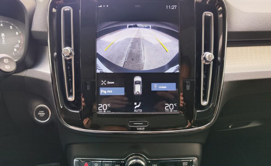 Volvo XC 40 T4 MOMENTUM 2.0 190 CV