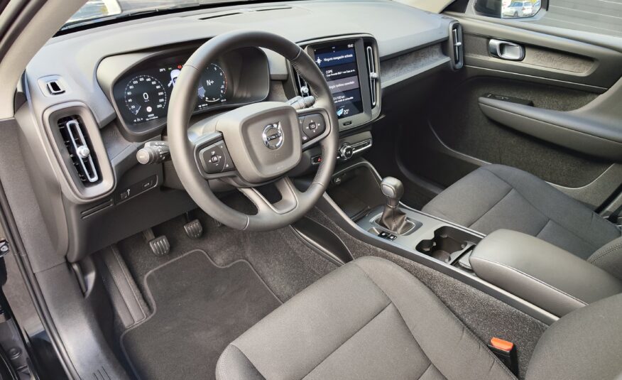 Volvo XC 40 ESSENTIAL T2 129CV