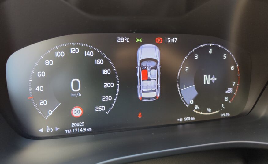 Volvo XC 40 ESSENTIAL T2 129CV