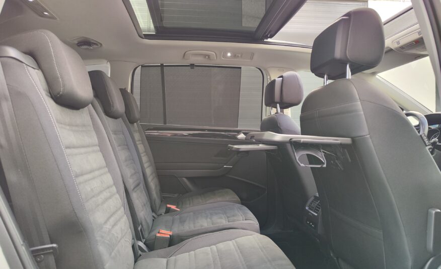 VOLKSWAGEN Touran Sport R-line 1.5 TSI 150 CV DSG