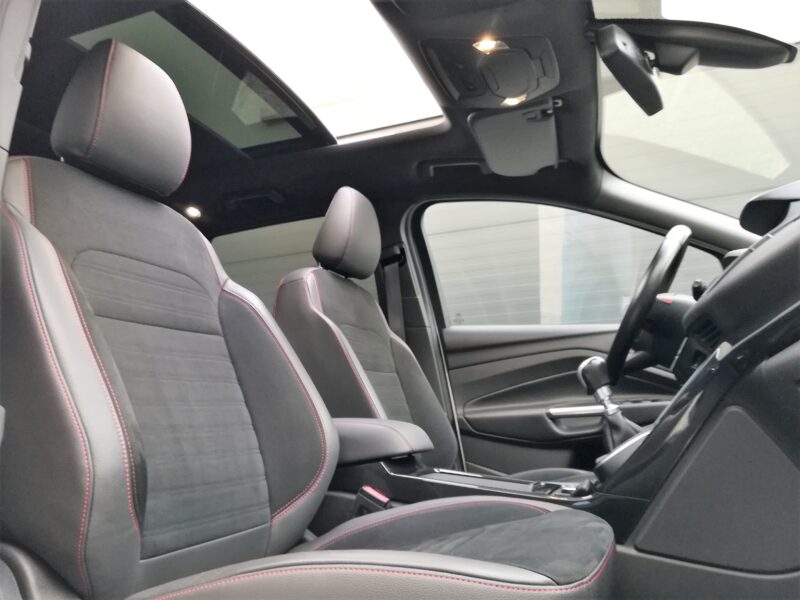 FORD Kuga ST LINE 1.5 EcoBosst 150 CV