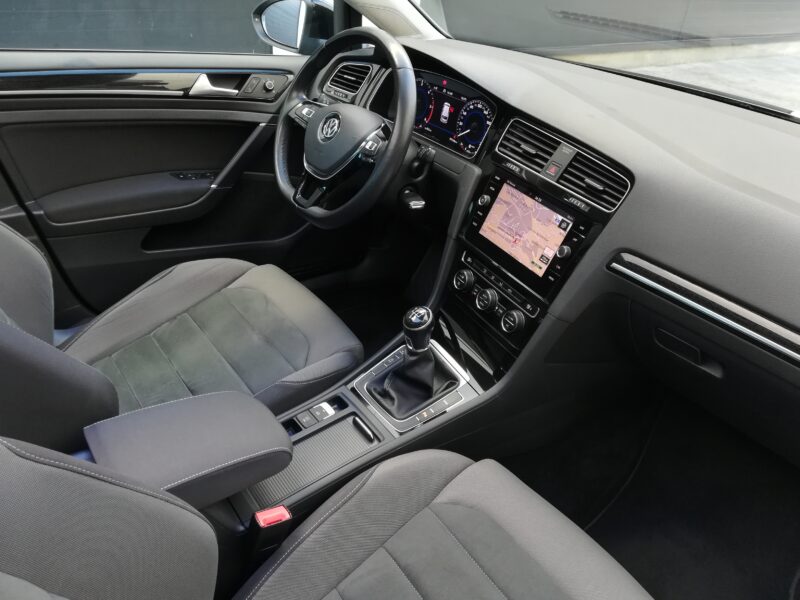 VOLKSWAGEN Golf Variant R-Line SPORT 1.6 TDI 115 CV