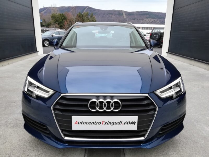 AUDI A4 Avant Basis 2.0 TDI 150 CV