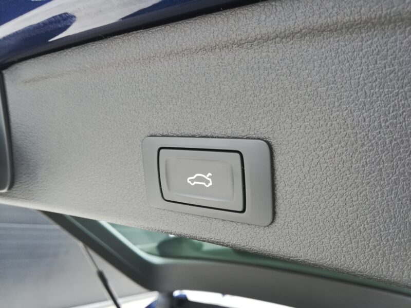 AUDI A4 Avant Basis 2.0 TDI 150 CV