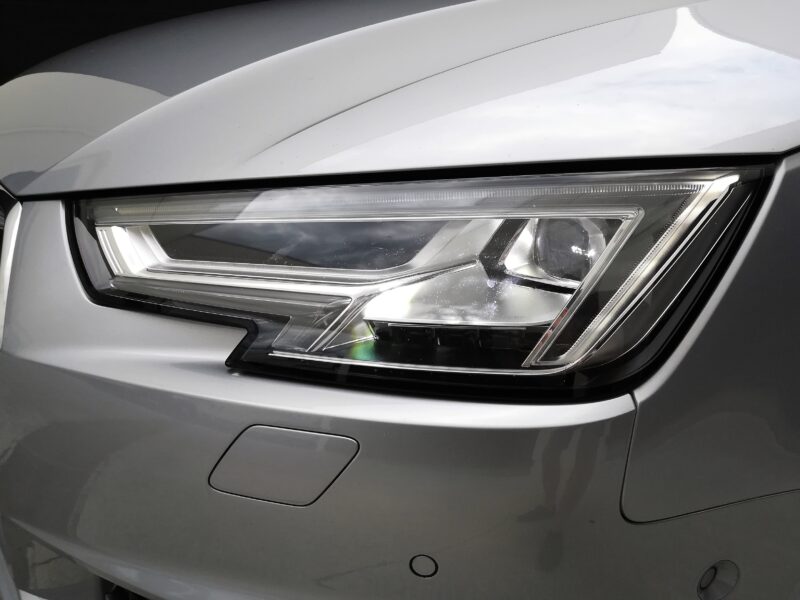 AUDI A4 Avant S line Sport Edition 2.0TDI 150 CV