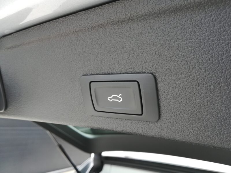 AUDI A4 Avant S line Sport Edition 2.0TDI 150 CV