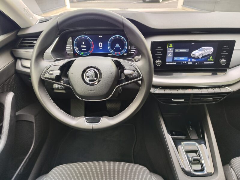 SKODA Octavia Combi Ambition 1.5 TSI m-HEV DSG 150 CV