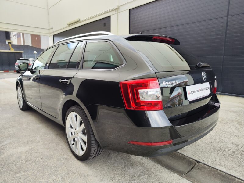 SKODA Octavia Combi Style DSG 2.0 TDI 150 CV