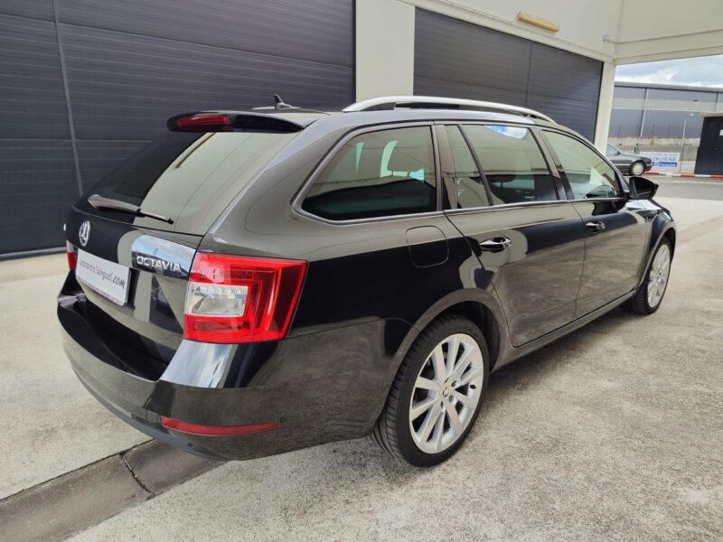 SKODA Octavia Combi Style DSG 2.0 TDI 150 CV