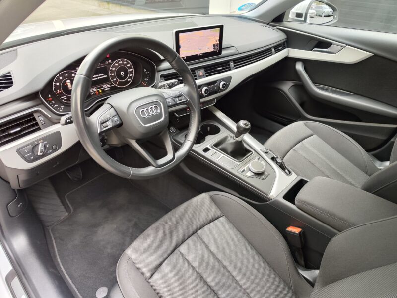 AUDI A4 Avant ADVANCED 35 TFSI 150 CV