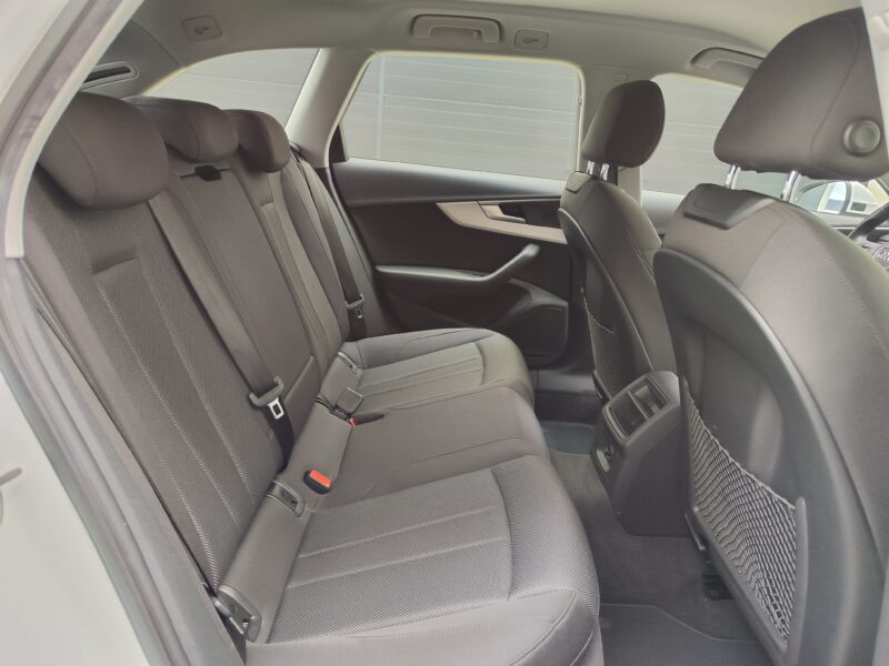 AUDI A4 Avant ADVANCED 35 TFSI 150 CV