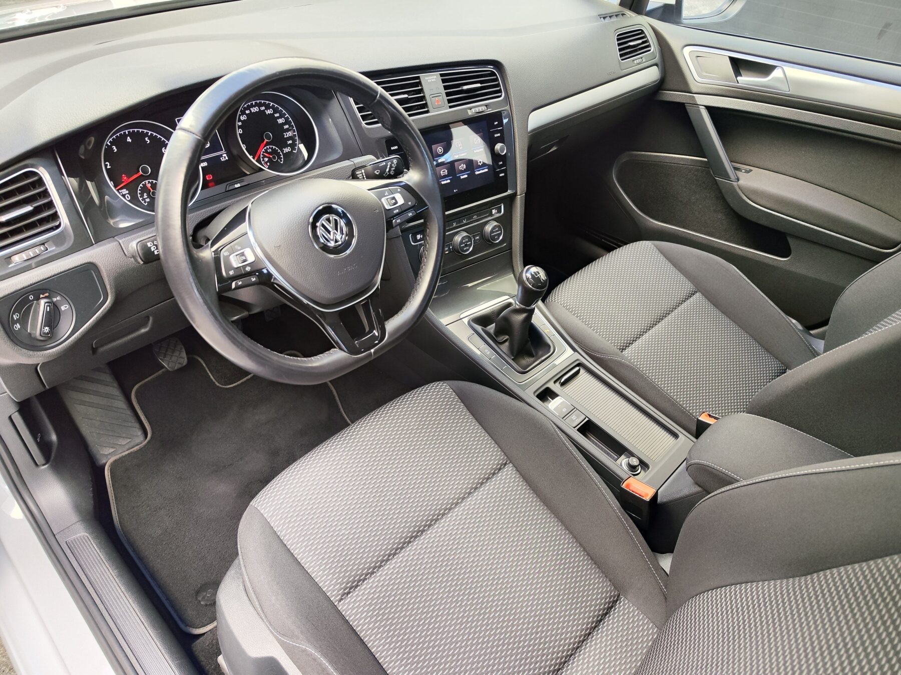 VOLKSWAGEN Golf Last Edition 1.5 TSI 130 CV