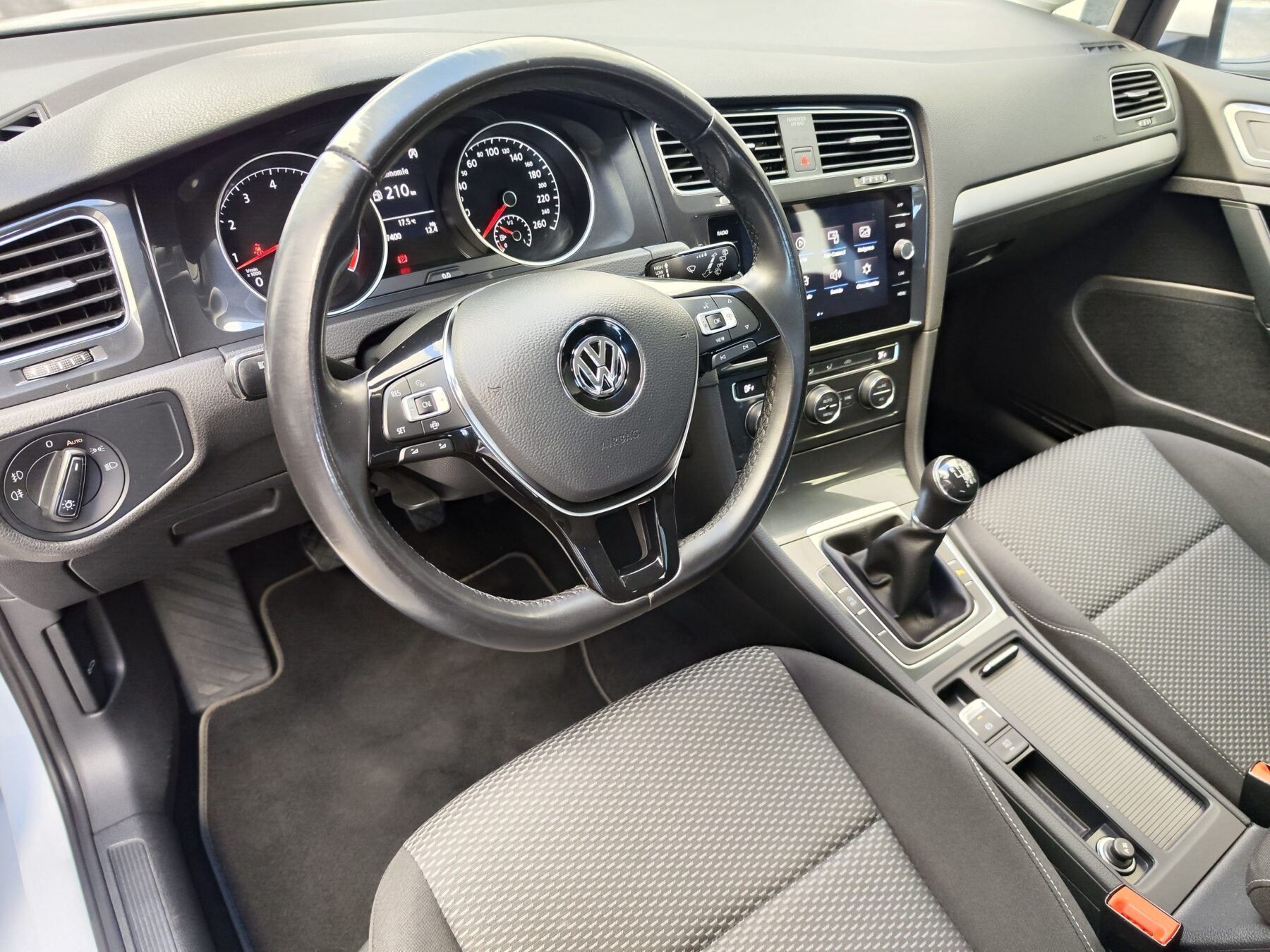 VOLKSWAGEN Golf Last Edition 1.5 TSI 130 CV