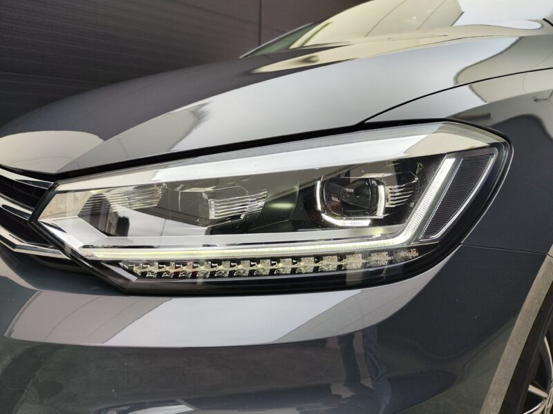 VOLKSWAGEN Touran Sport R-line 1.5 TSI 150 CV DSG