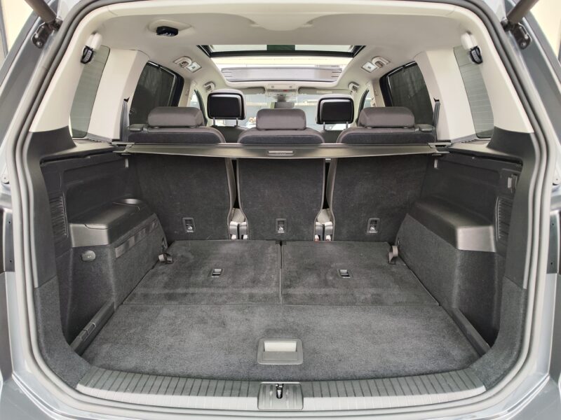 VOLKSWAGEN Touran Sport R-line 1.5 TSI 150 CV DSG