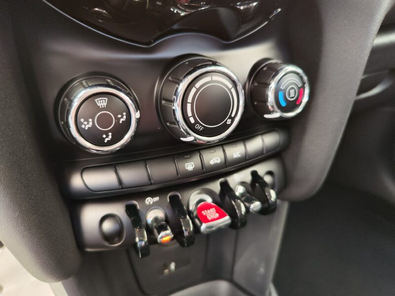 MINI ONE 5 PUERTAS 1.5 i 102 CV