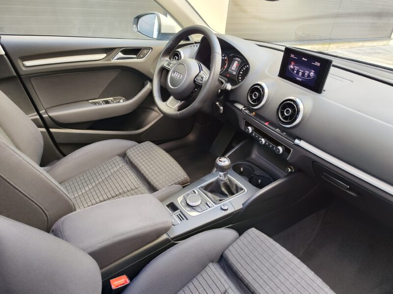 AUDI A3 Sportback AMBITION 1.4 TFSI 122 CV