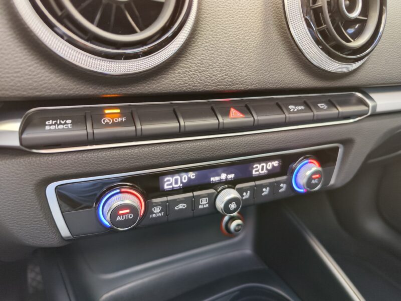 AUDI A3 Sportback AMBITION 1.4 TFSI 122 CV