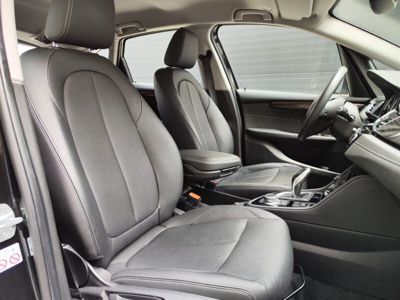 BMW Serie 2 Active Tourer Luxury Line 218i Auto 140 CV
