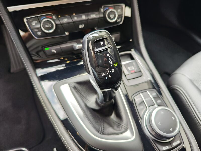 BMW Serie 2 Active Tourer Luxury Line 218i Auto 140 CV