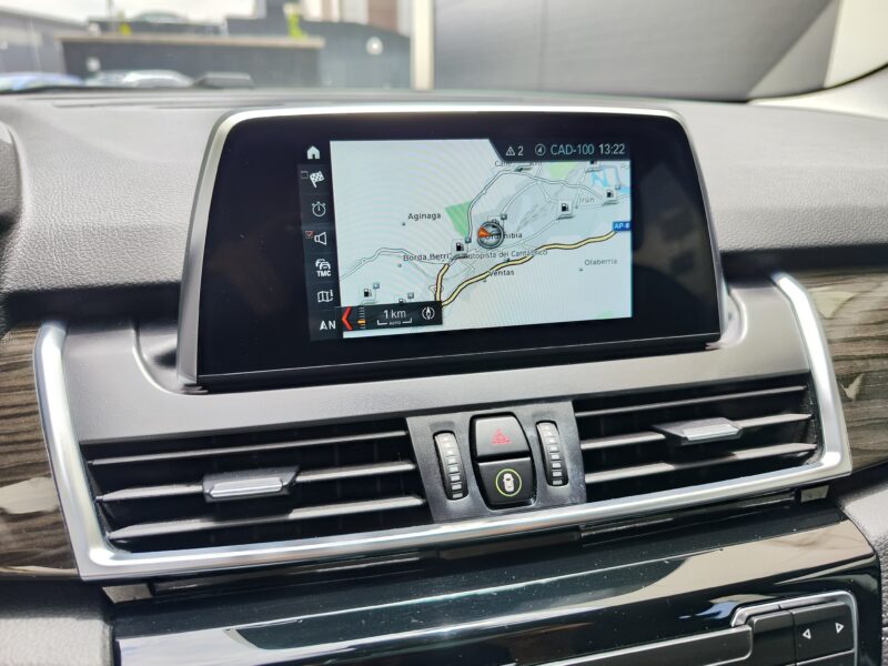 BMW Serie 2 Active Tourer Luxury Line 218i Auto 140 CV