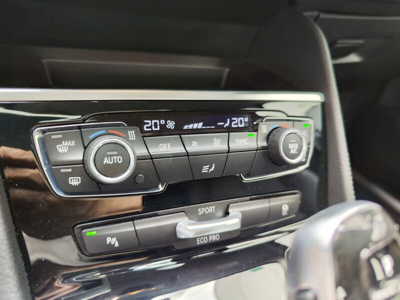 BMW Serie 2 Active Tourer Luxury Line 218i Auto 140 CV