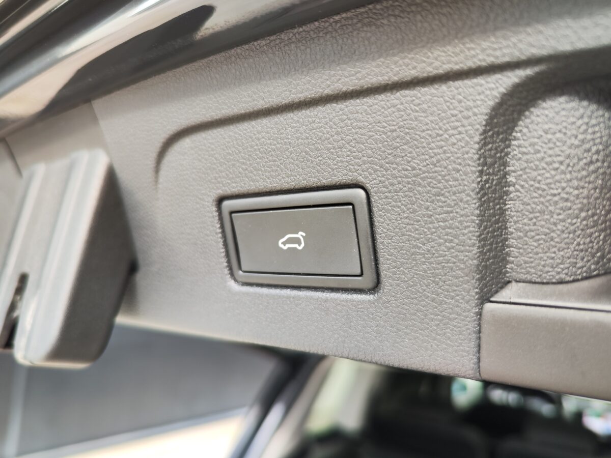 VOLKSWAGEN Touran Advance 2.0 TDI 150 CV DSG