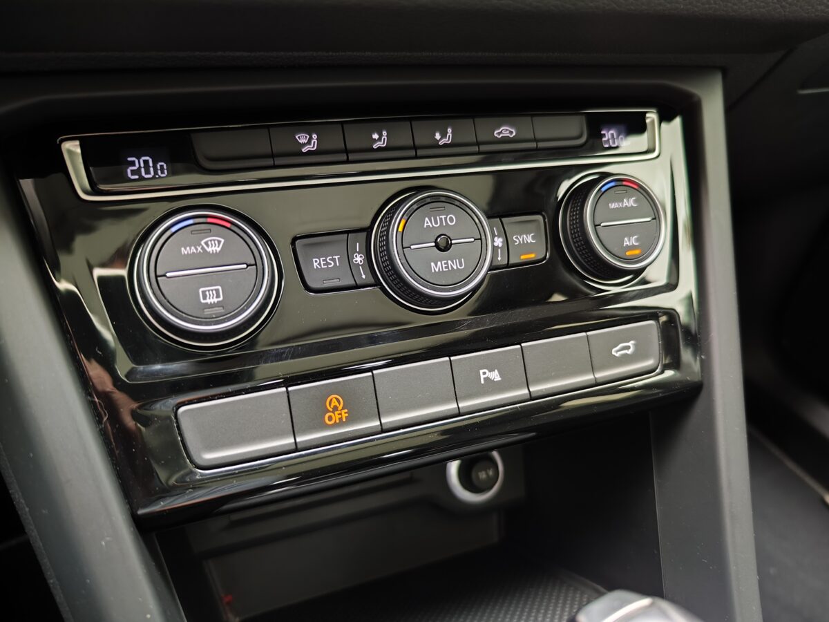 VOLKSWAGEN Touran Advance 2.0 TDI 150 CV DSG