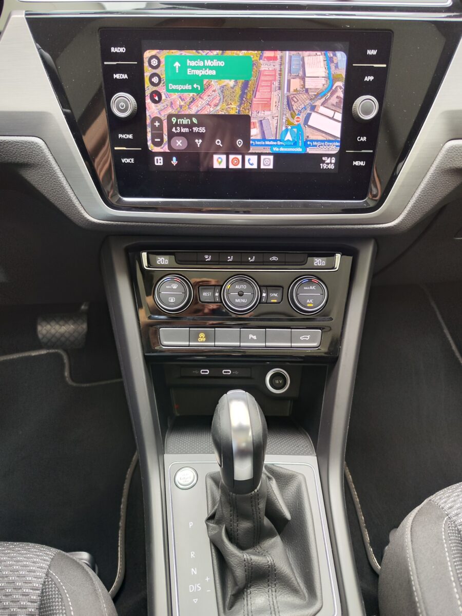 VOLKSWAGEN Touran Advance 2.0 TDI 150 CV DSG