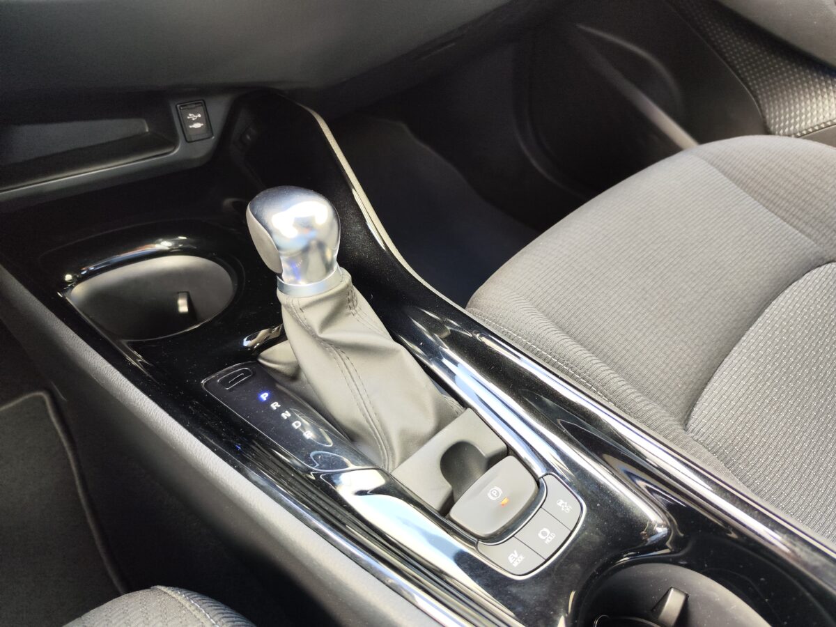 TOYOTA C-HR ADVANCE 1.8 125H